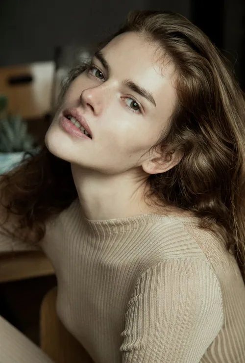 Dorota K., board femei