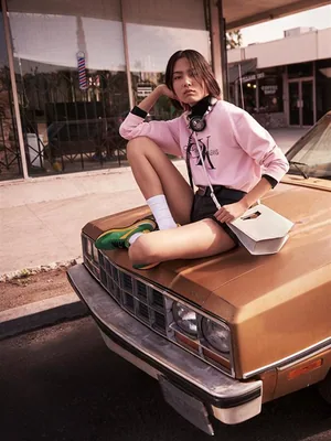 Jia Li, women board