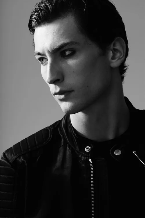 Louie J. — portfolio photo 10