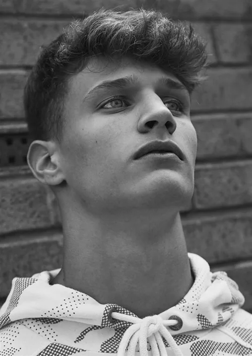 Olly M, board bărbați