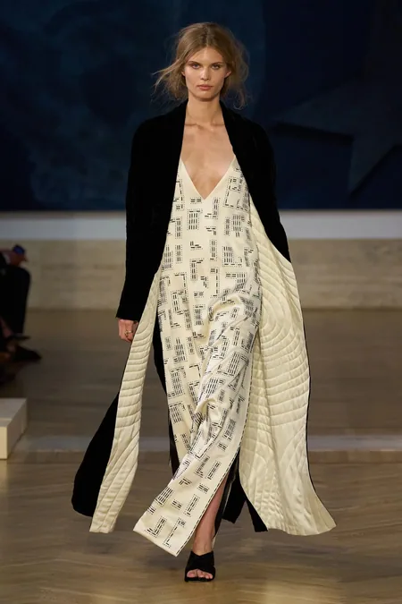 Runway look, Fendi