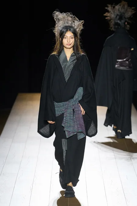 Runway look, Yohji Yamamoto
